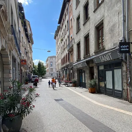 Apartmán R'apparts T3 Centre-ville Historique Grenoble